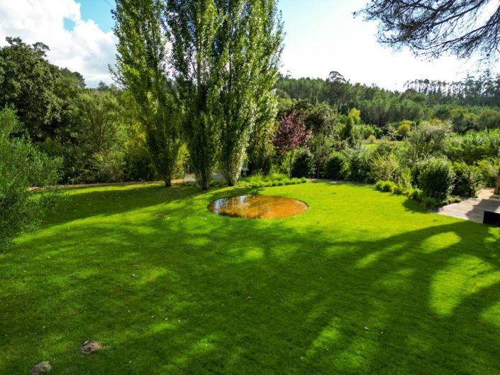 Image No.8-5 Bed House for sale