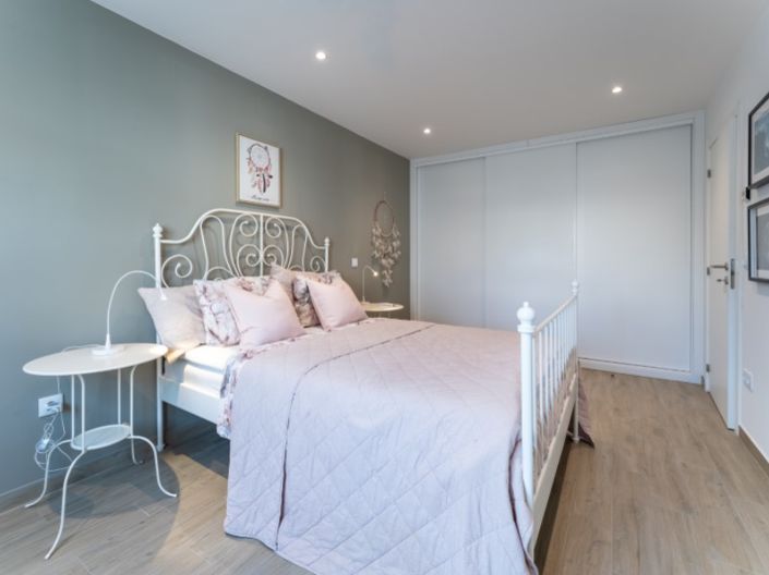 Image No.14-4 Bed Apartment for sale