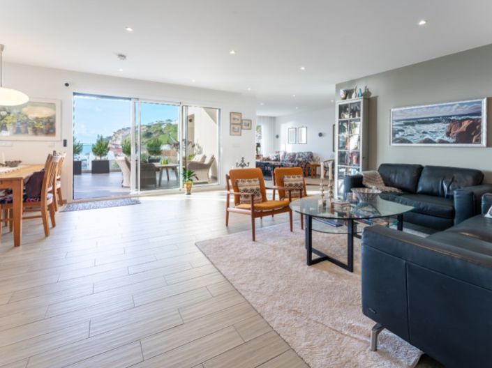 Image No.3-4 Bed Apartment for sale