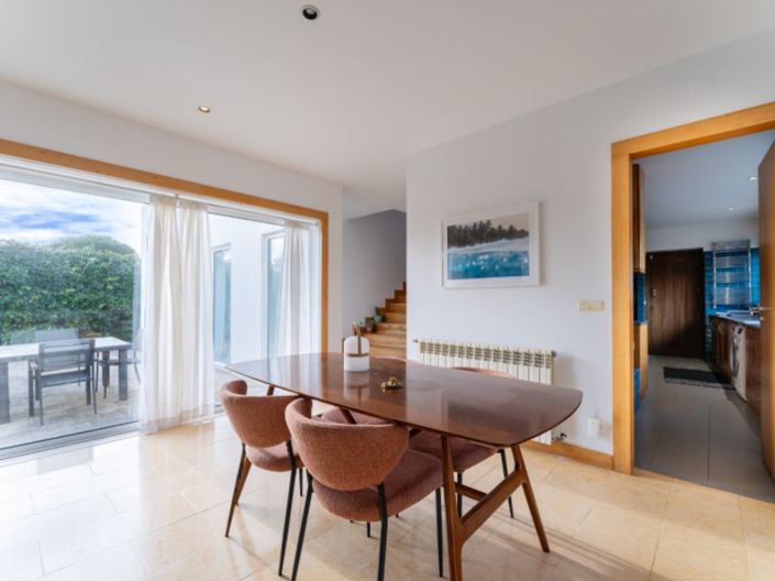 Image No.12-4 Bed House for sale