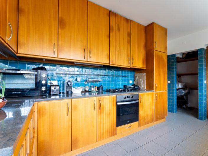 Image No.14-4 Bed House for sale