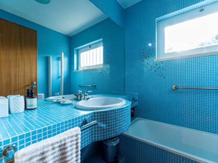 Image No.24-4 Bed House for sale