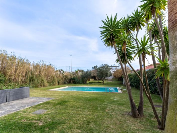 Image No.26-4 Bed House for sale