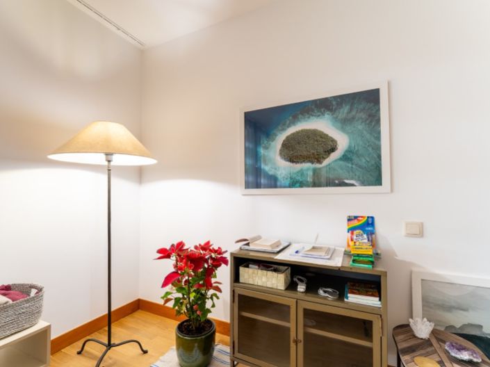 Image No.31-4 Bed House for sale