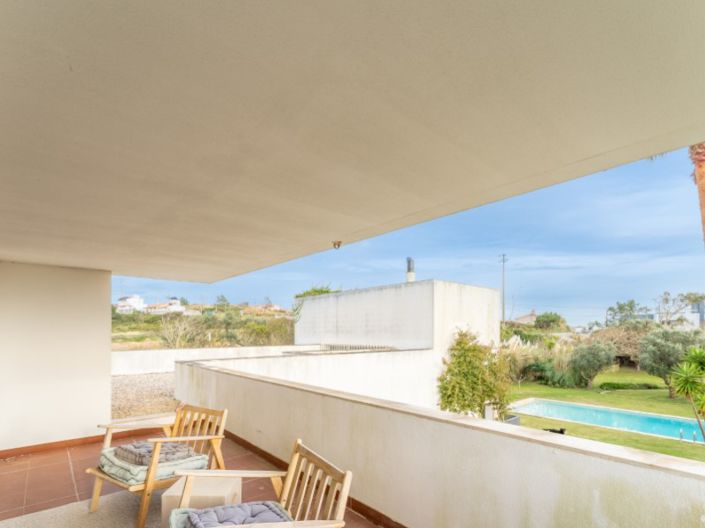 Image No.41-4 Bed House for sale