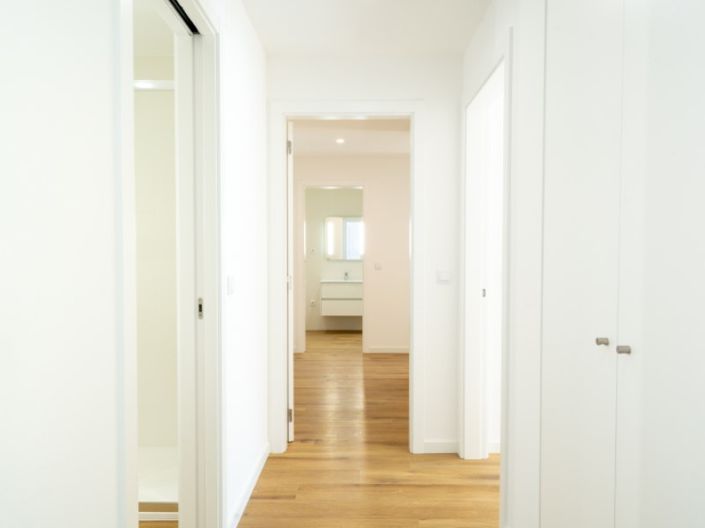 Image No.19-2 Bed Apartment for sale