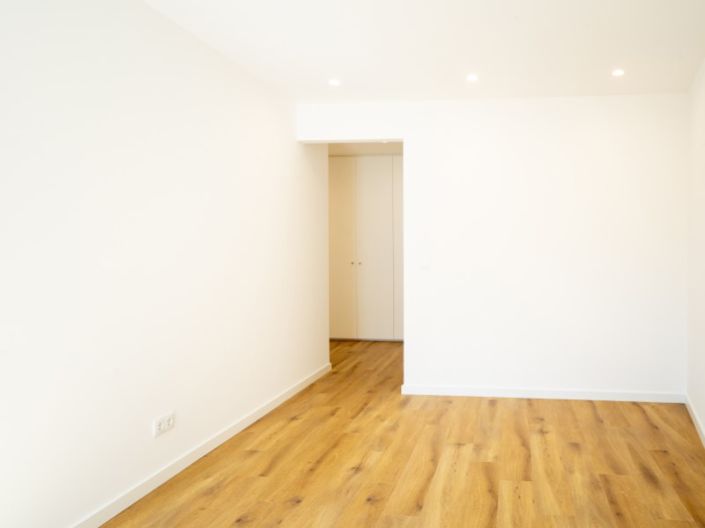 Image No.28-2 Bed Apartment for sale