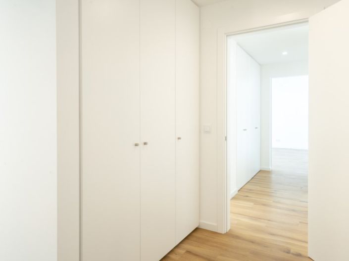 Image No.32-2 Bed Apartment for sale
