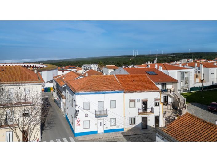 Image No.14-3 Bed Apartment for sale