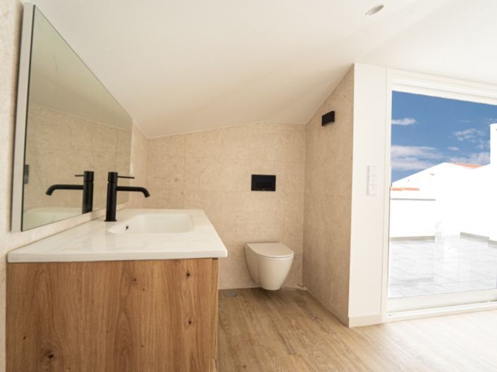 Image No.16-3 Bed Apartment for sale