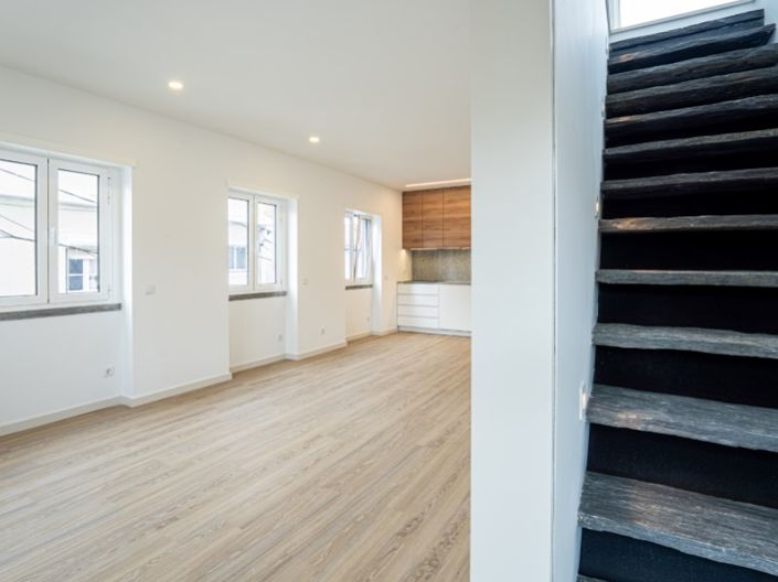 Image No.23-3 Bed Apartment for sale