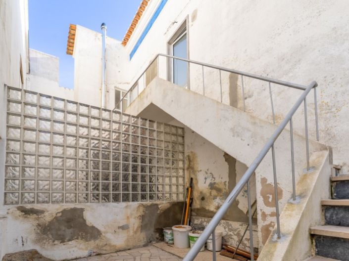 Image No.8-3 Bed Apartment for sale