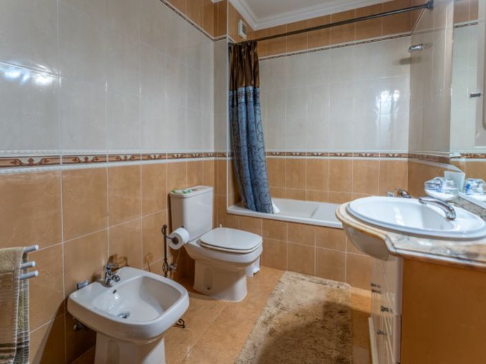 Image No.15-2 Bed Apartment for sale