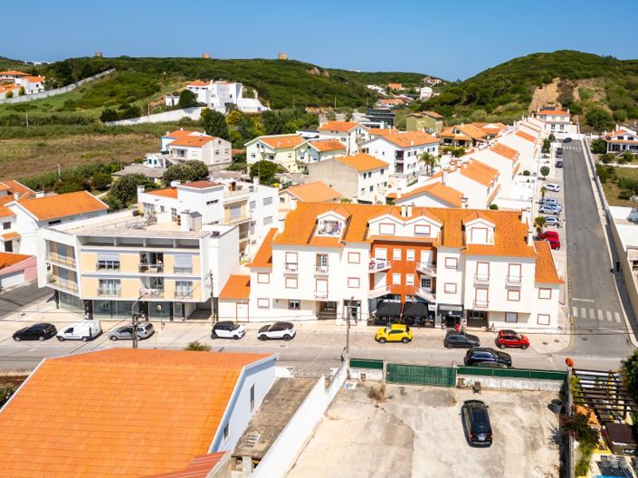 Image No.26-2 Bed Apartment for sale