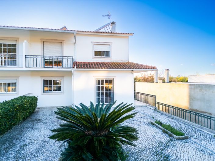 Image No.2-Maison de 4 chambres à vendre à Alcobaça
