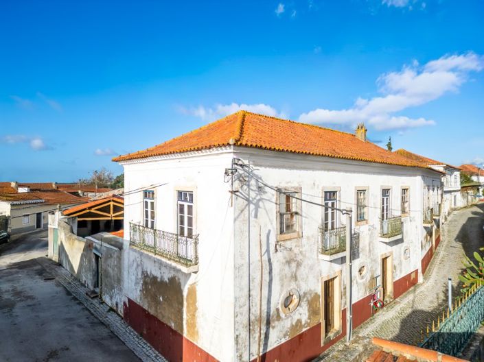 Image No.23-7 Bed House for sale