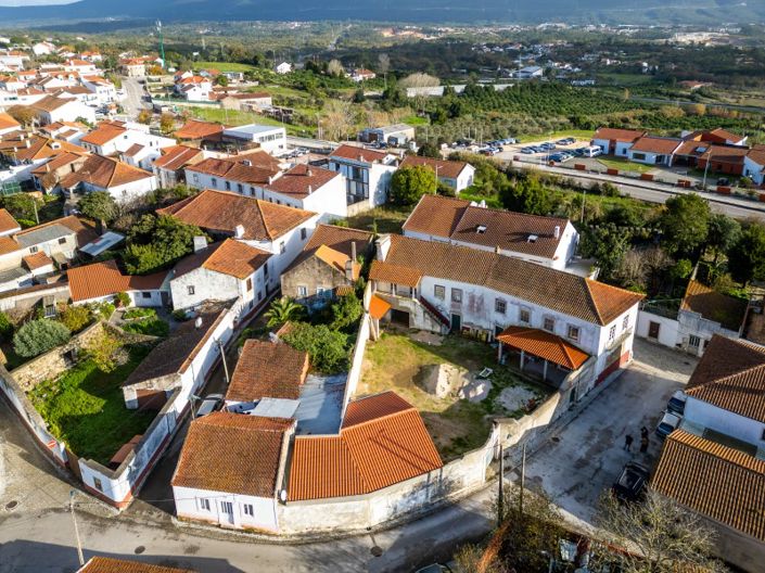 Image No.37-7 Bed House for sale