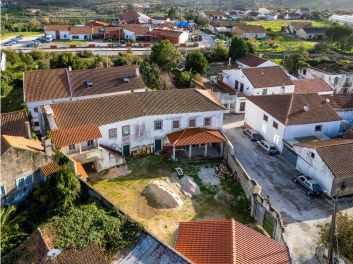 Image No.38-7 Bed House for sale