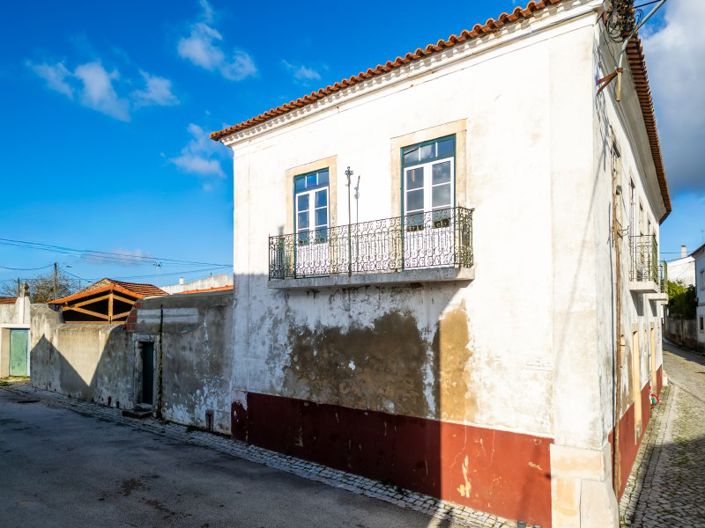 Image No.43-7 Bed House for sale