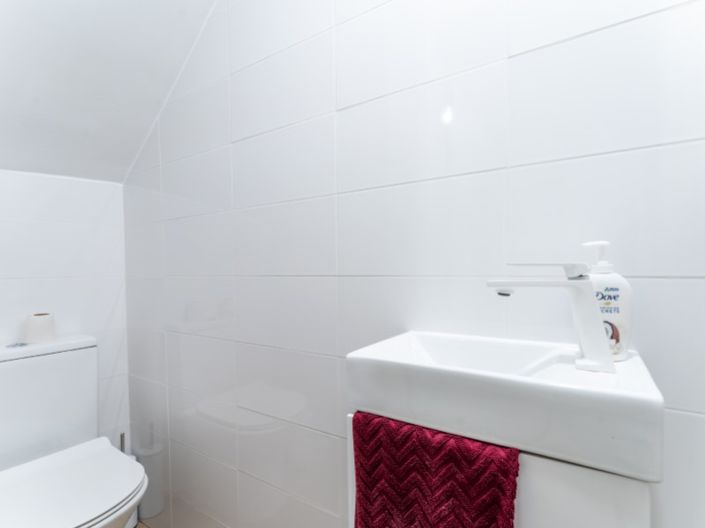 Image No.43-5 Bed House for sale