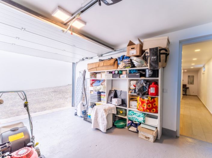 Image No.50-5 Bed House for sale