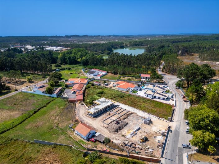 Image No.25-4 Bed House for sale