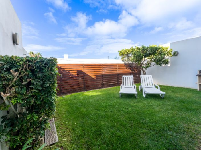 Image No.8-3 Bed House for sale