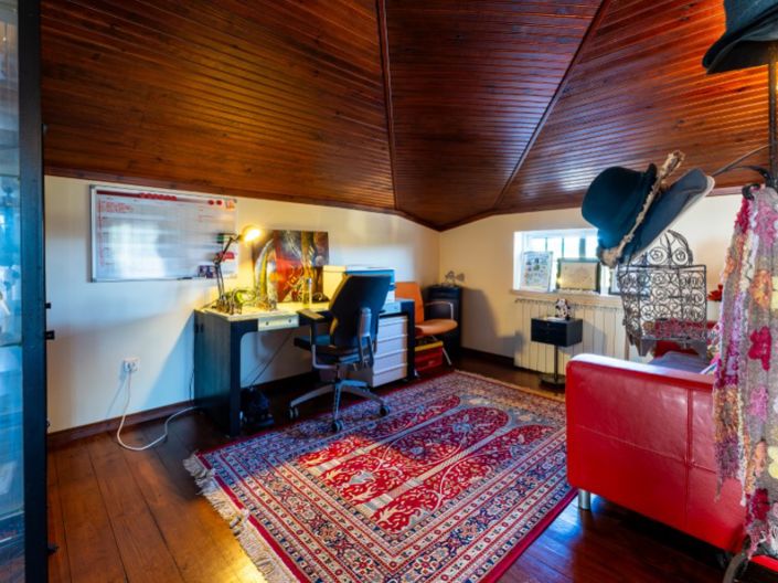 Image No.27-5 Bed House for sale