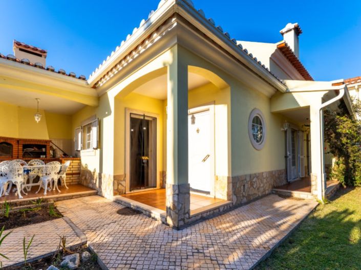 Image No.46-5 Bed House for sale