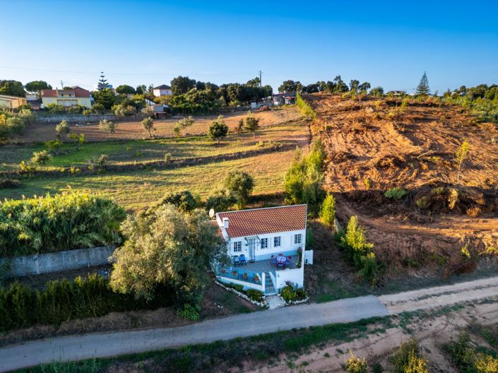 Image No.53-5 Bed House for sale