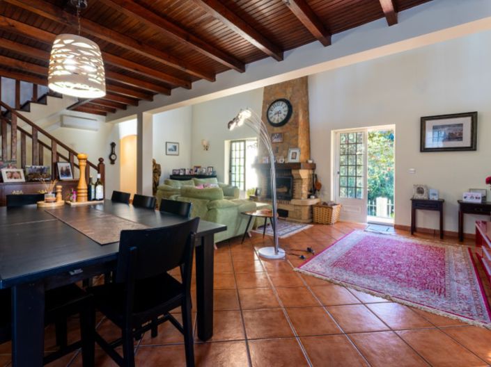 Image No.7-5 Bed House for sale