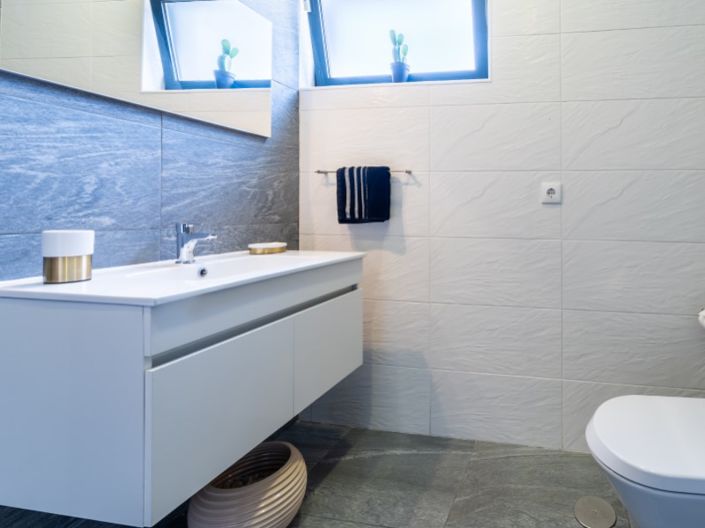 Image No.14-3 Bed House for sale