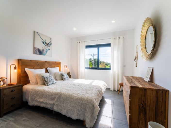 Image No.18-3 Bed House for sale