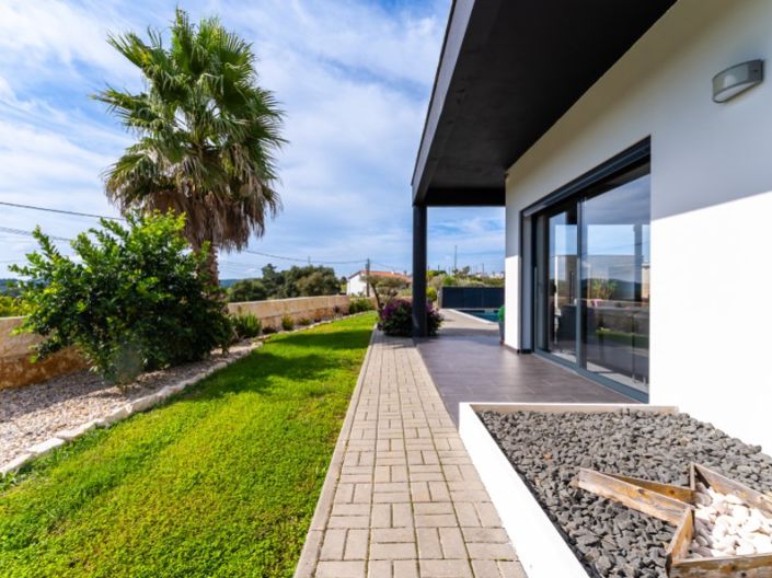 Image No.26-3 Bed House for sale