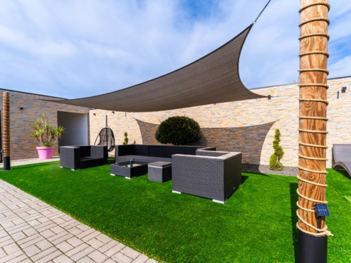 Image No.30-3 Bed House for sale