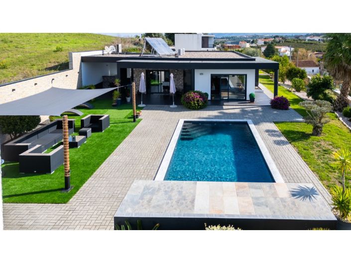 Image No.36-3 Bed House for sale