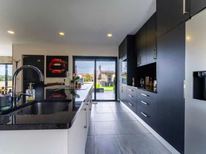 Image No.4-3 Bed House for sale