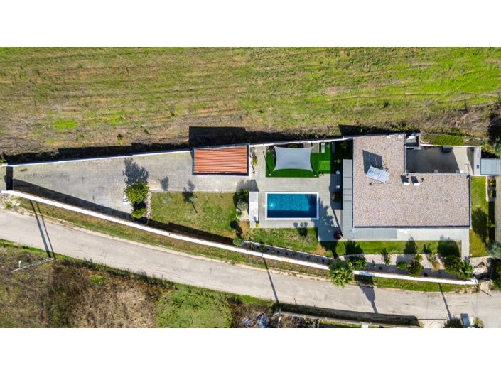 Image No.40-3 Bed House for sale