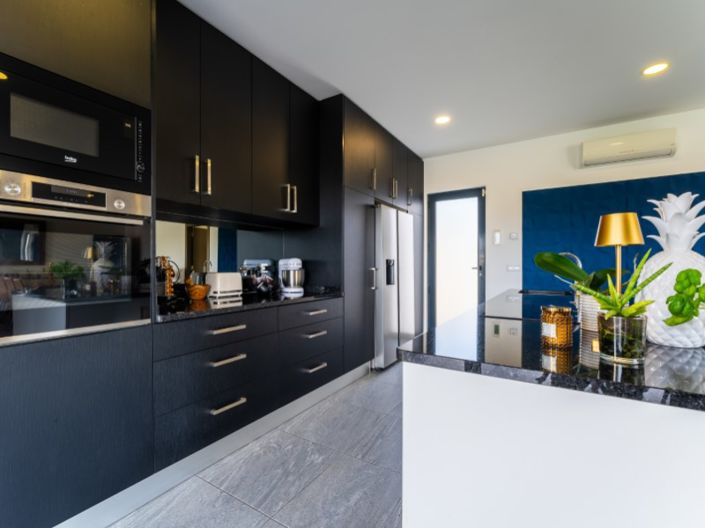 Image No.41-3 Bed House for sale