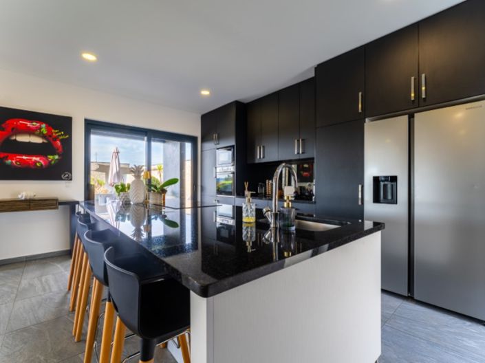 Image No.42-3 Bed House for sale