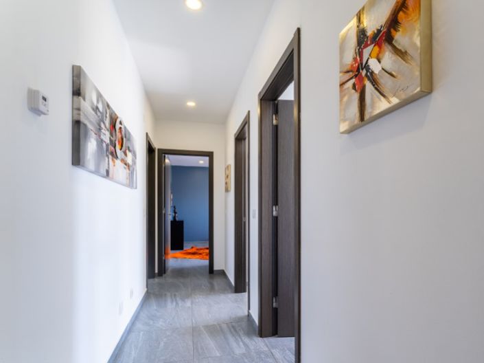 Image No.54-3 Bed House for sale