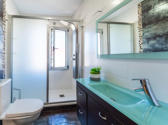 Image No.21-2 Bed Apartment for sale