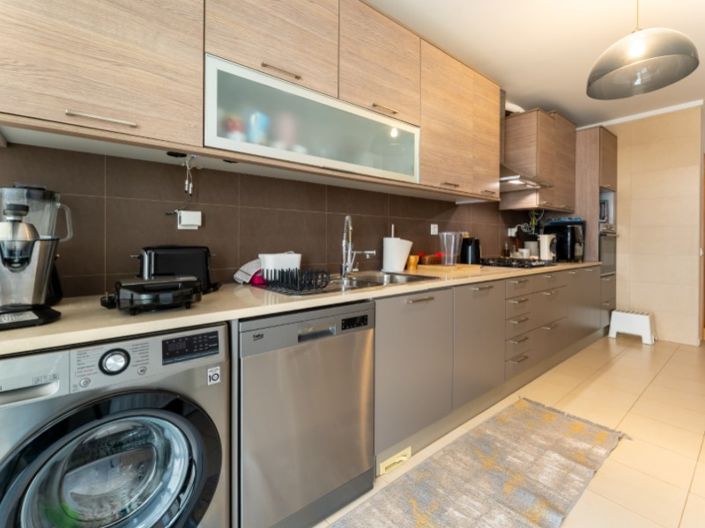 Image No.14-3 Bed Apartment for sale