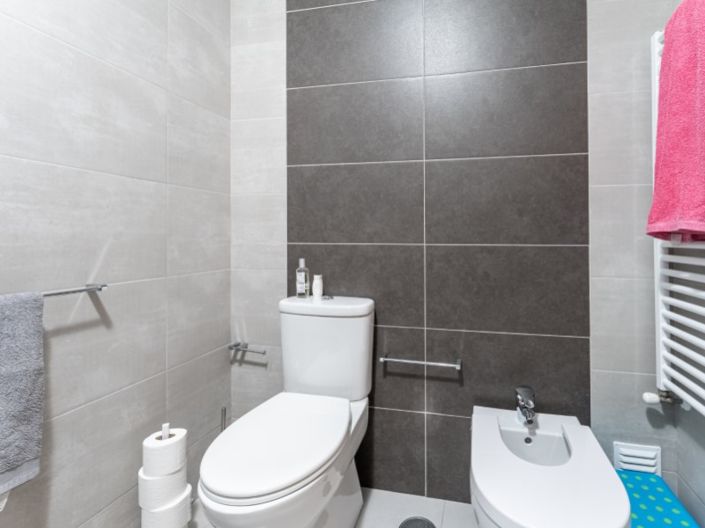 Image No.24-3 Bed Apartment for sale