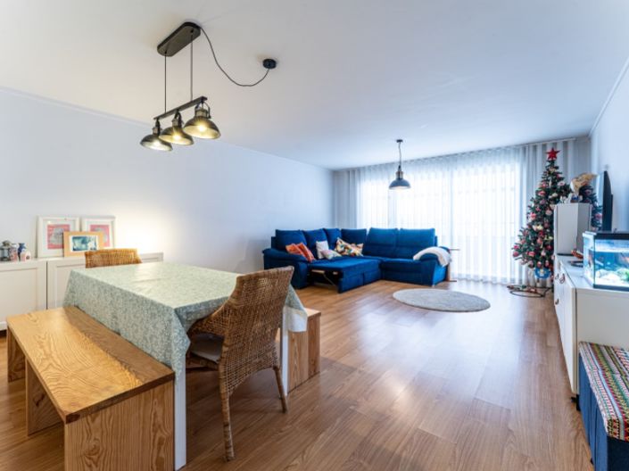 Image No.3-3 Bed Apartment for sale