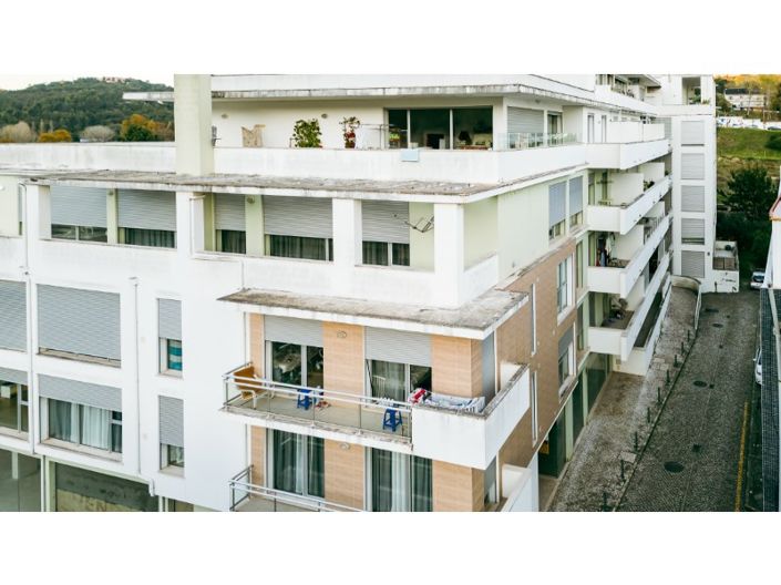 Image No.34-3 Bed Apartment for sale