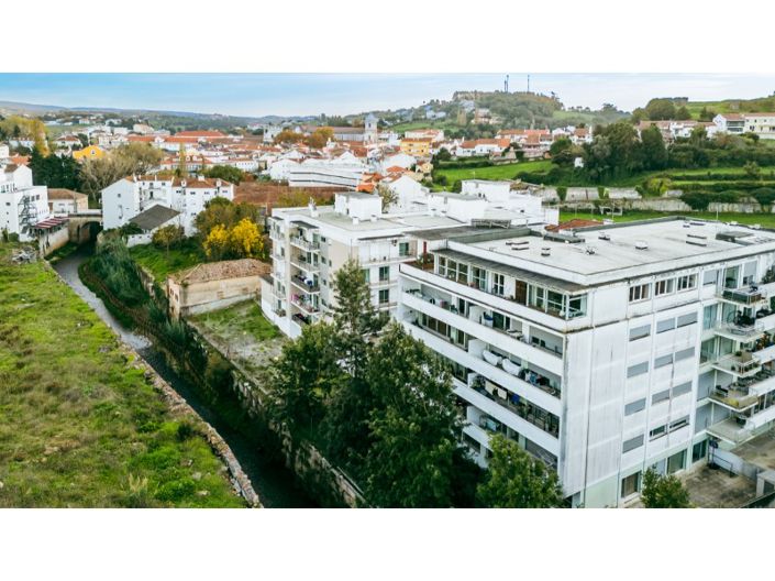 Image No.38-3 Bed Apartment for sale