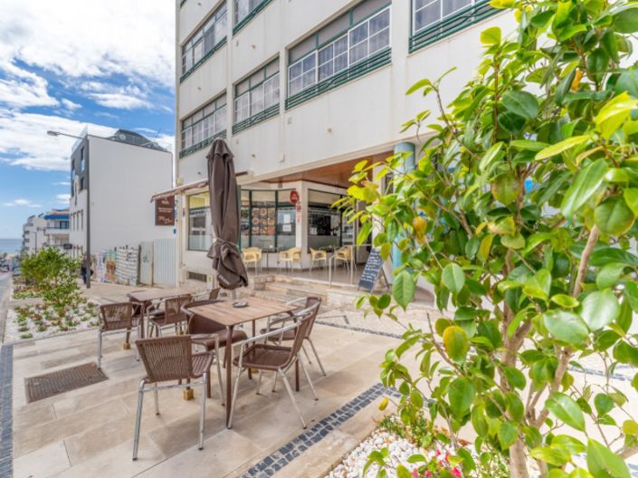 Image No.27-Bar for sale