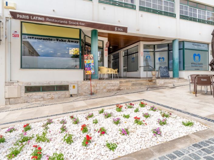 Image No.28-Bar for sale