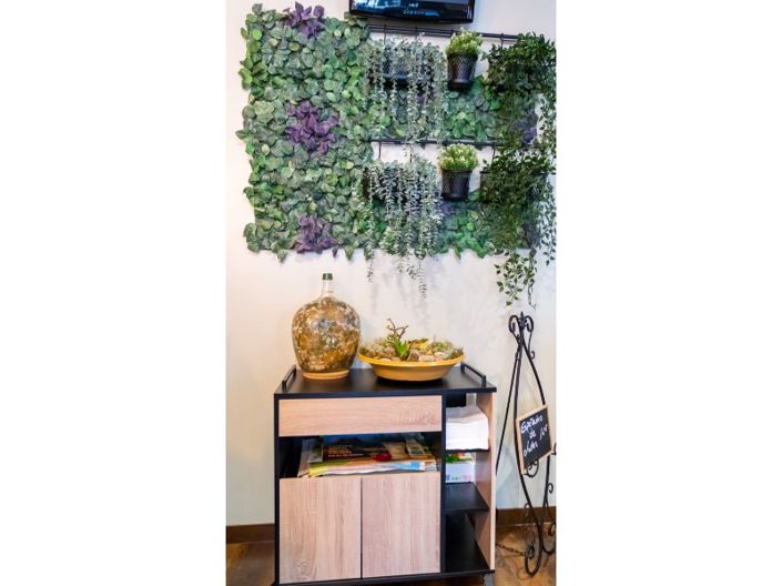 Image No.9-Bar for sale